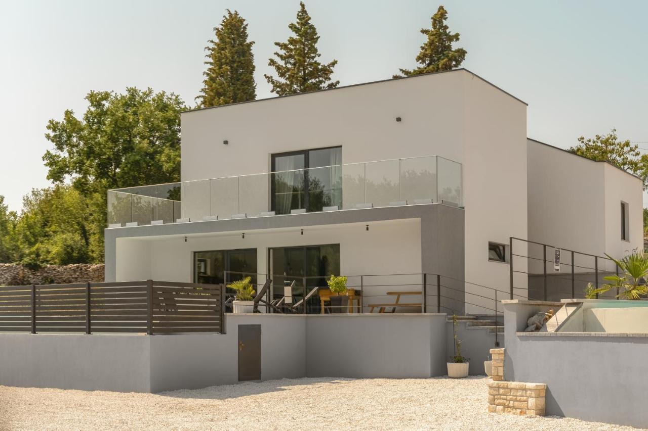 Villa Kalu 2 Filipana