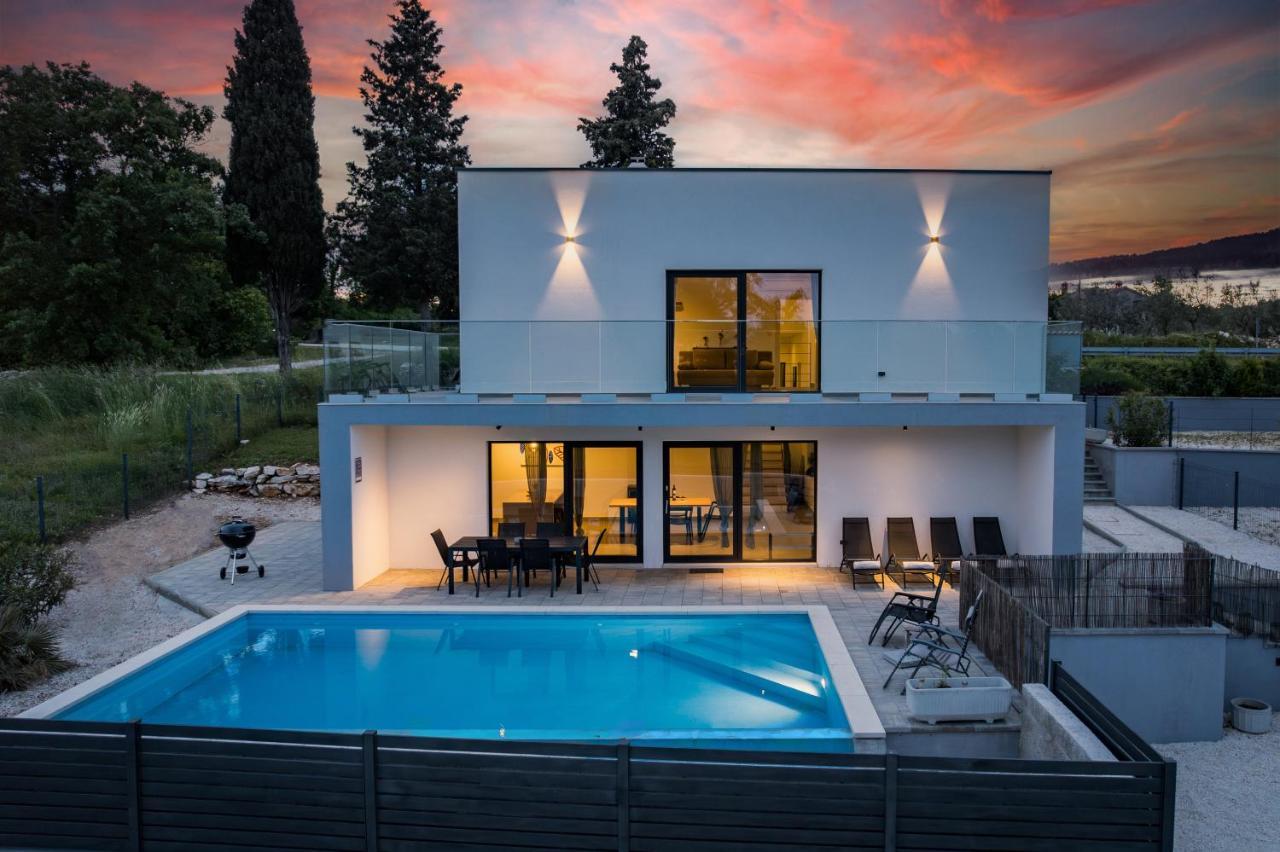 Villa Kalu 2 Filipana